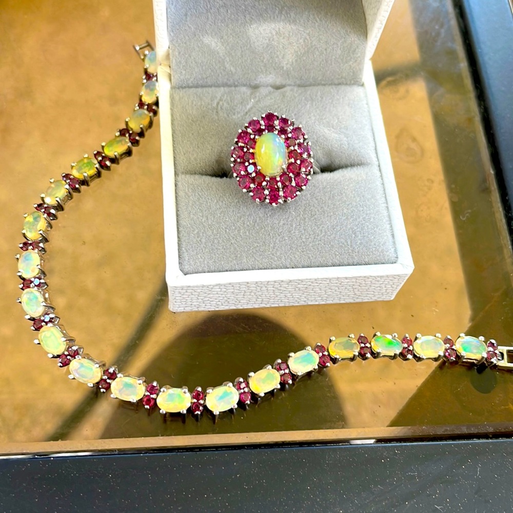 Ethiopian Opal and Rhodolite Garnet Bracelet and Ring Set. Ring sz 8, 7.75”